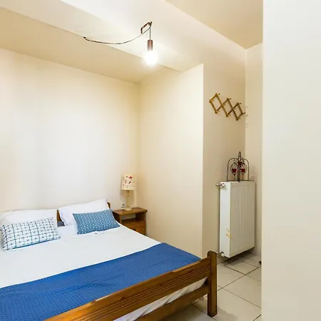 Mouries House, Walking Distance To Beach! העיירה רתימנו